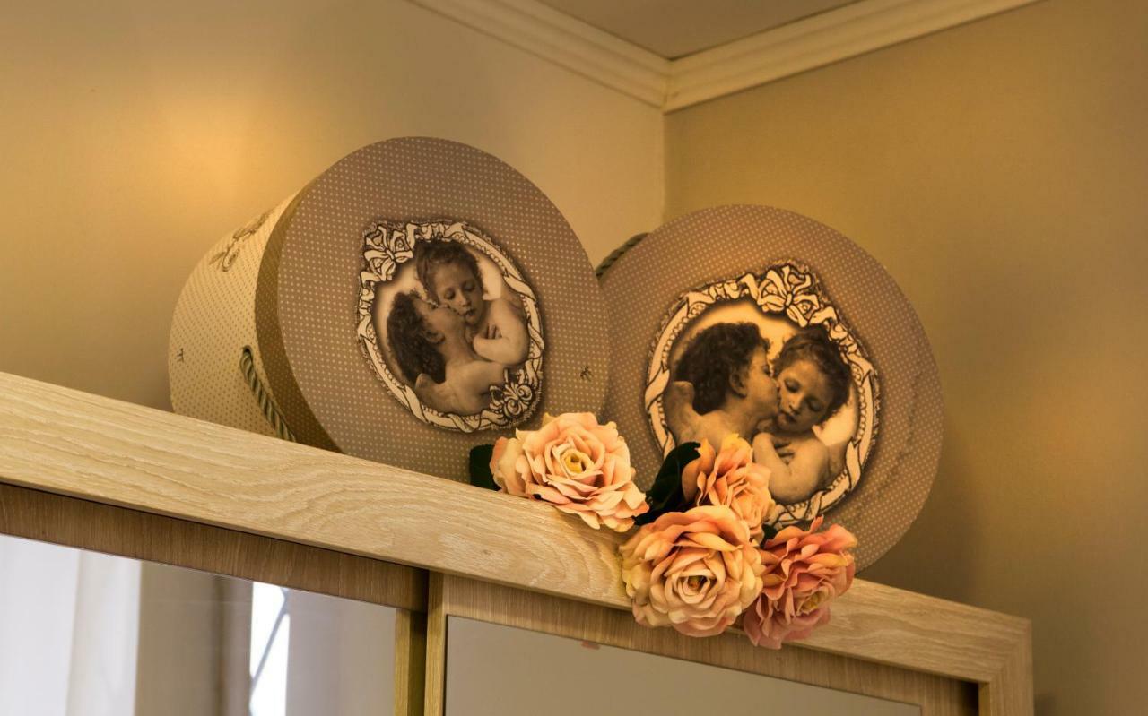 Casa Di Charme "Rosa-Rosae" Apartment Verona Bagian luar foto