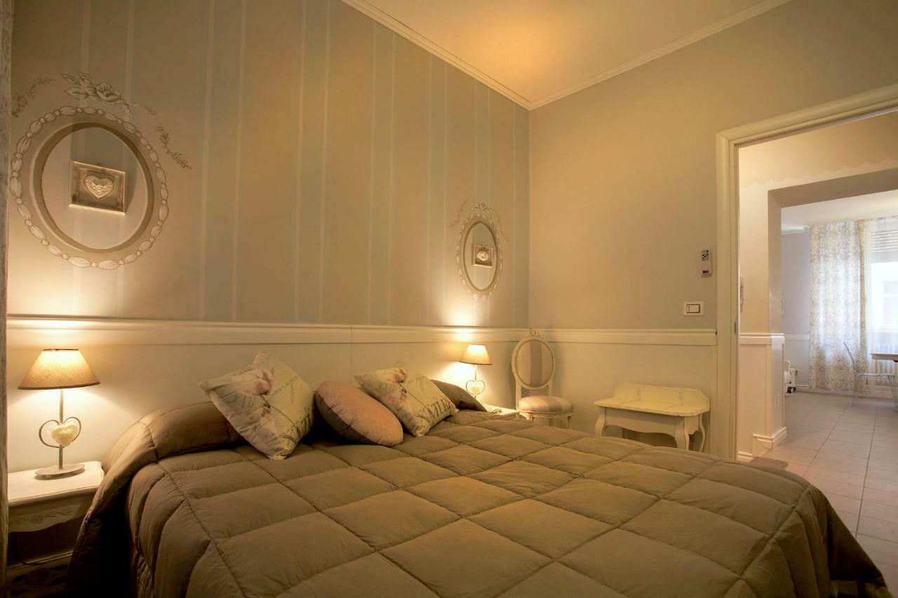 Casa Di Charme "Rosa-Rosae" Apartment Verona Bagian luar foto